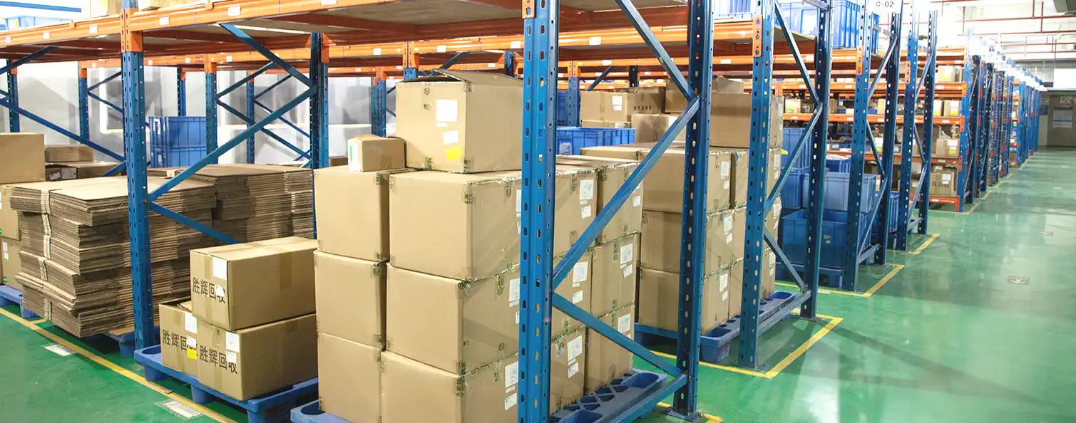 智能化生产车间：通过MES与ERP的协同运作，实现从物料到制造的数字化与精益化管理，全面提升生产效率与品质稳定性。11